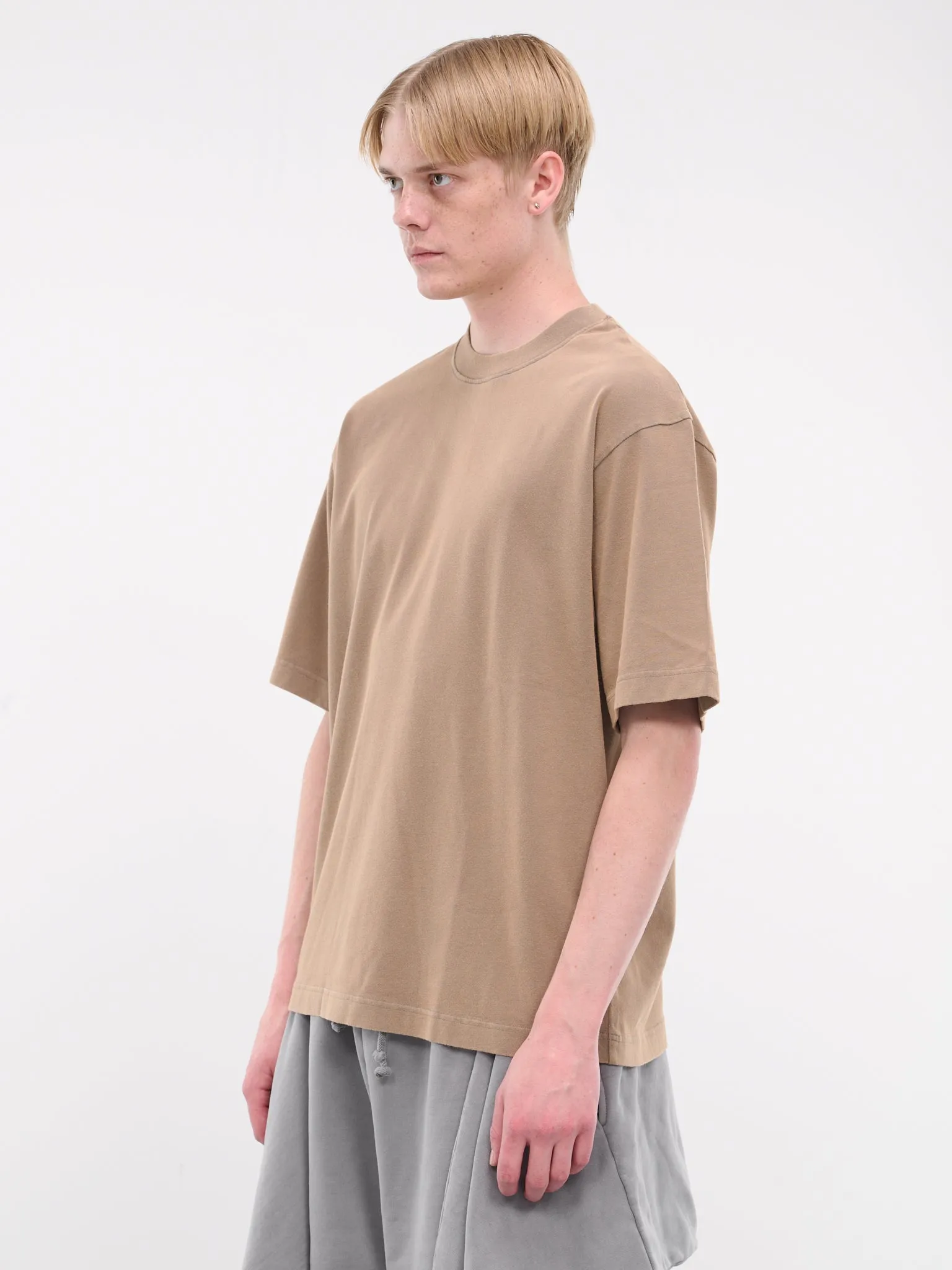 Relaxed Fit Tee (CL0218-DIA-TAUPE-BROWN)